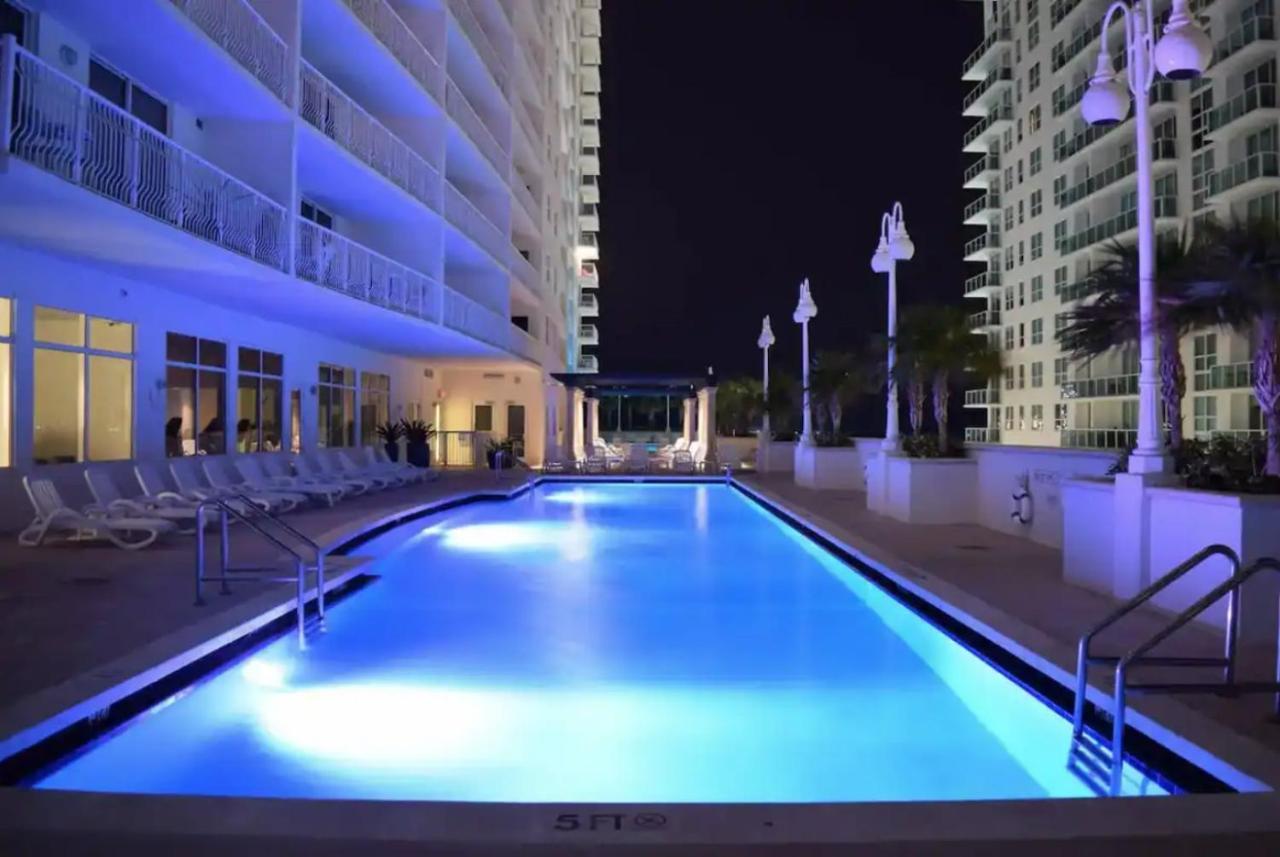 Modern 1 Bed In The Heart Of Brickell With Free Parking Daire Miami Dış mekan fotoğraf