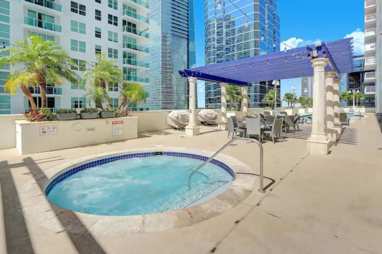 Modern 1 Bed In The Heart Of Brickell With Free Parking Daire Miami Dış mekan fotoğraf