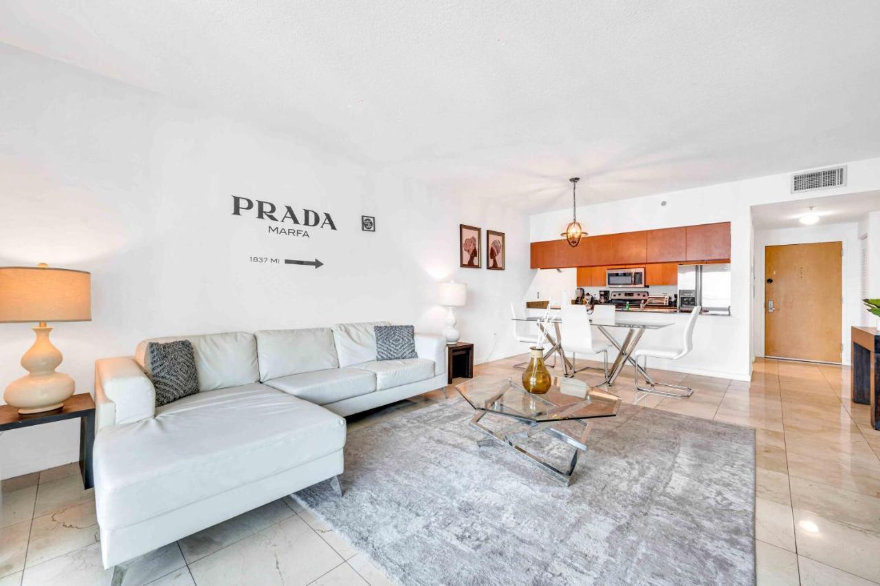 Modern 1 Bed In The Heart Of Brickell With Free Parking Daire Miami Dış mekan fotoğraf