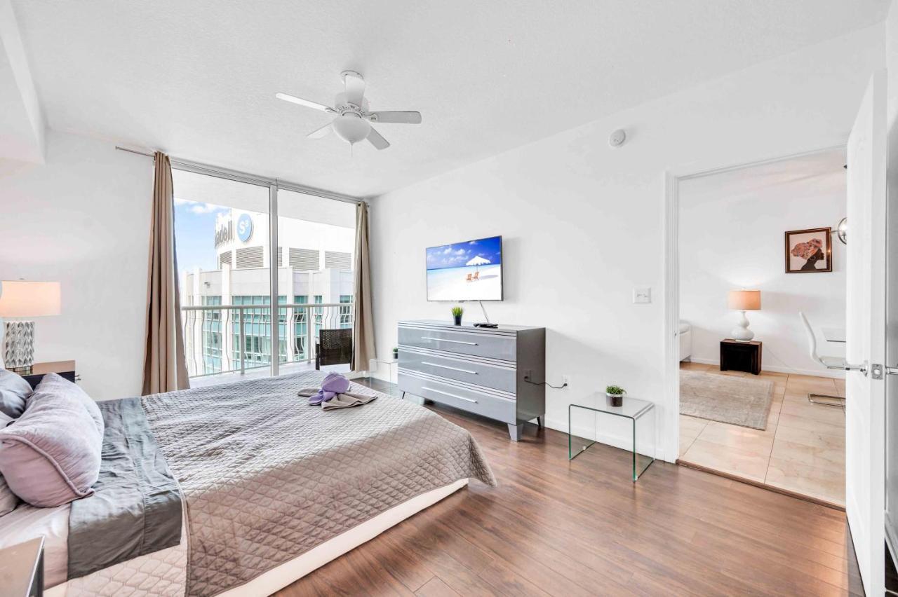 Modern 1 Bed In The Heart Of Brickell With Free Parking Daire Miami Dış mekan fotoğraf