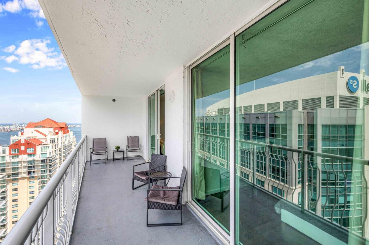 Modern 1 Bed In The Heart Of Brickell With Free Parking Daire Miami Dış mekan fotoğraf